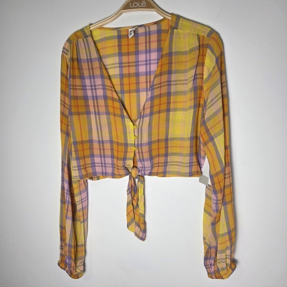 BP Plaid Long Sleeve Crop Tie-Front Blouse - Picture 4 of 9